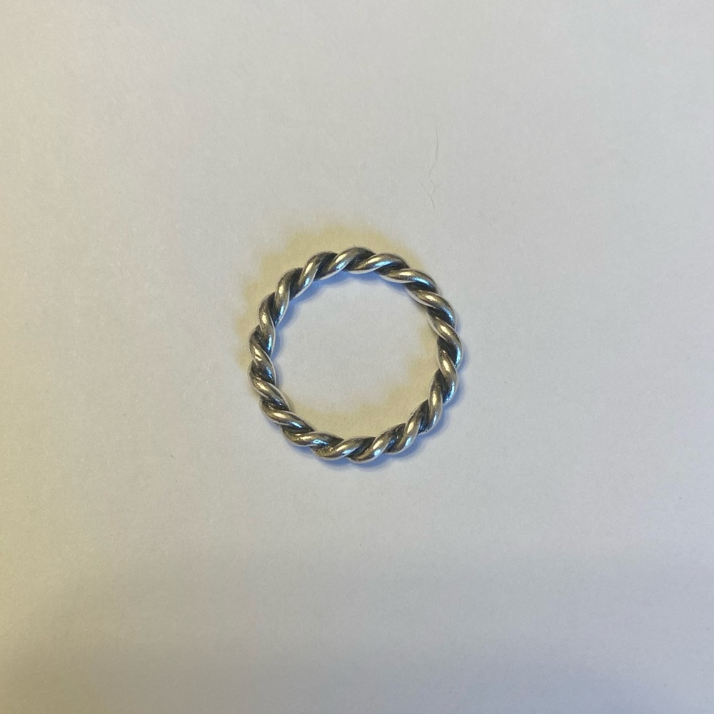 Pandora Twist Swirling Band Ring Size 6